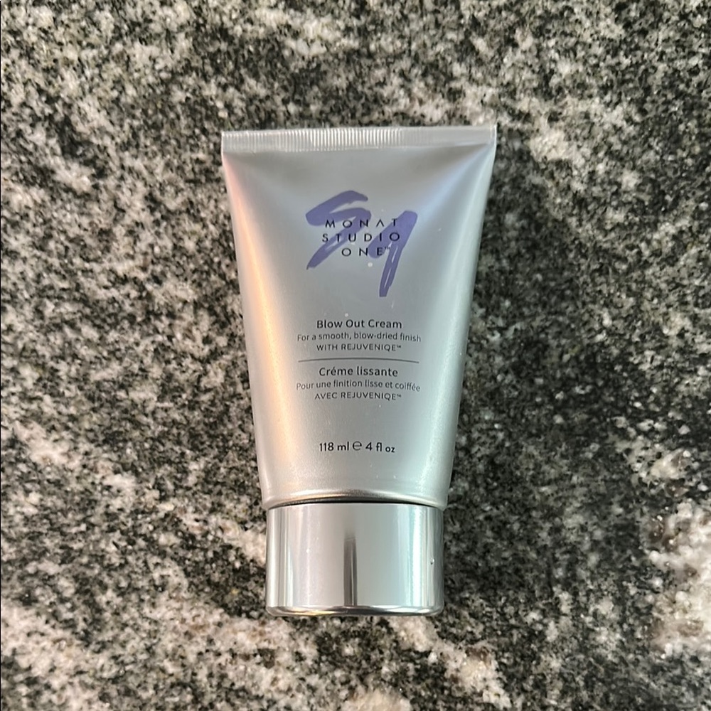 Monat Studio One Silver Blow Out Cream